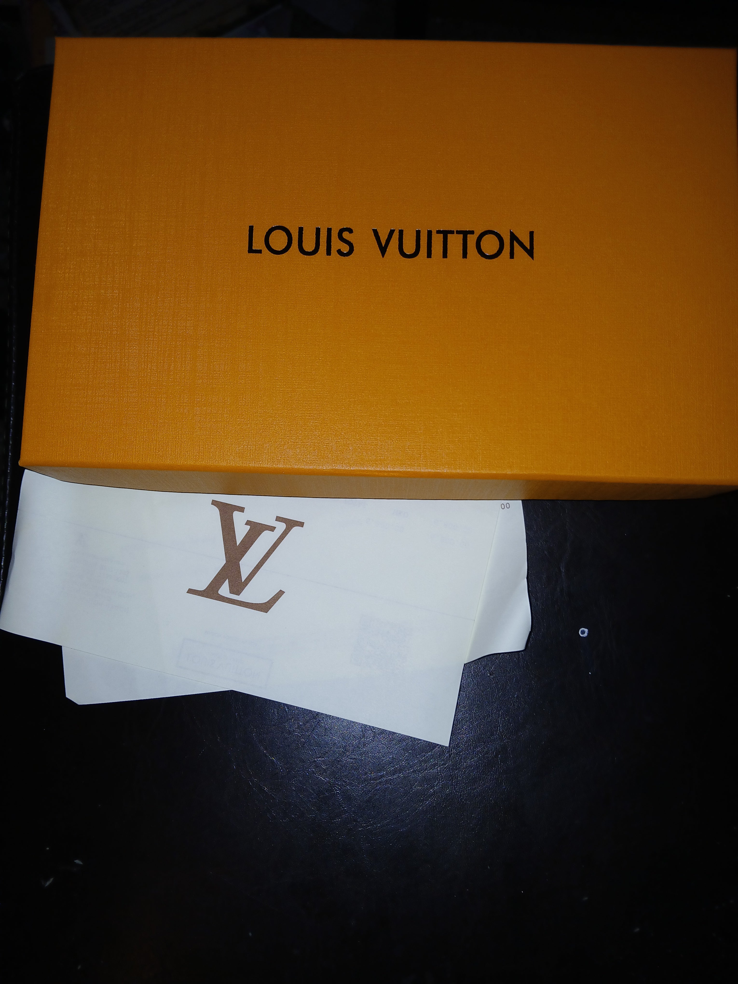 Louis Vuitton belt &wallet gift set
