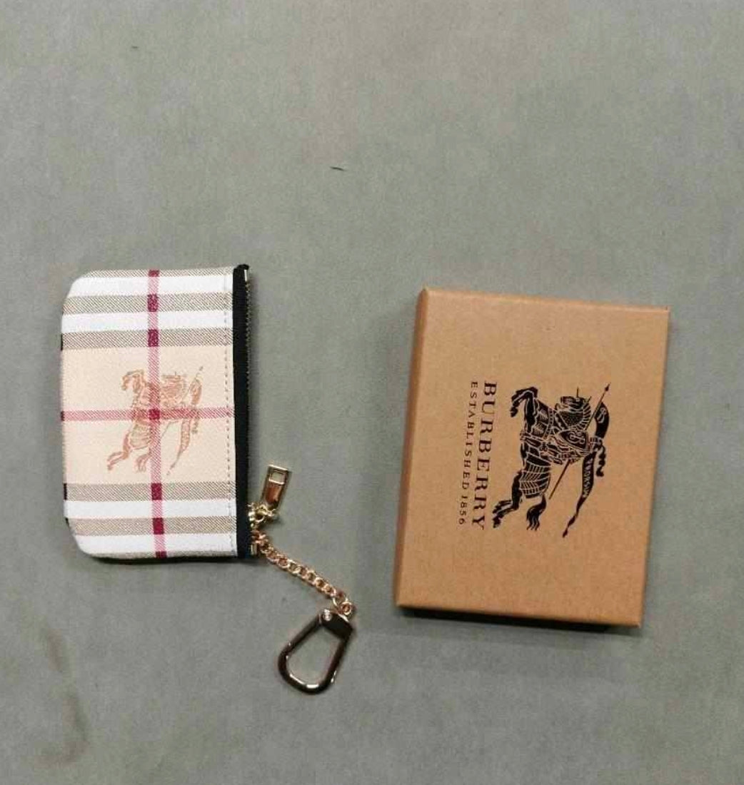 Burberry Keychain coin wallet