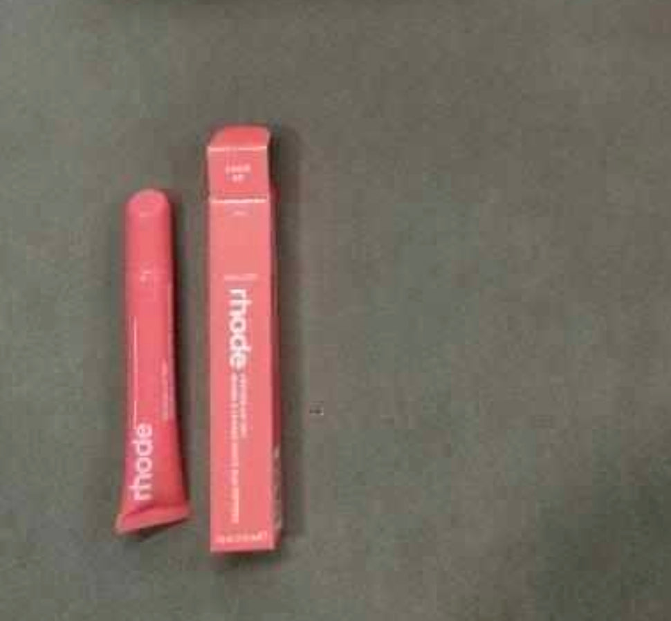 Rhode Guava Spritz peptide lip gloss